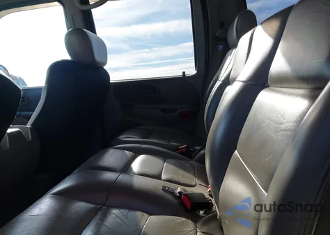 2002 Ford F-150 Lariat/Xlt from USA, damaged, VIN 1FTRW08L82KB48358